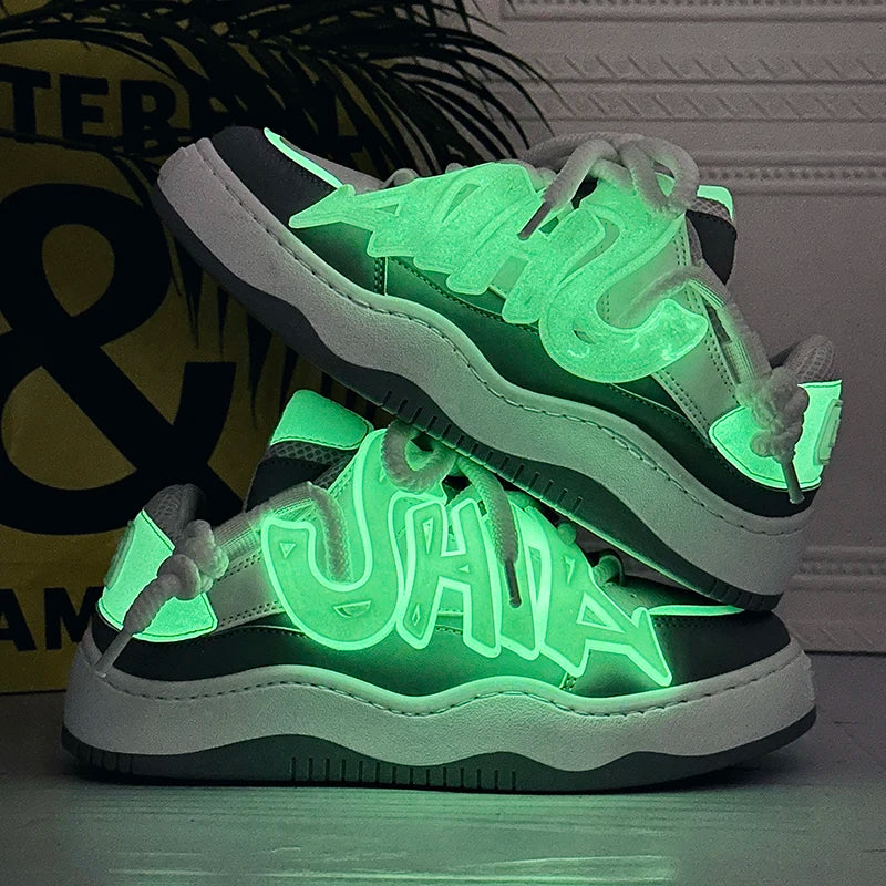 2025 Spring New Men's Fashion Street Bread Shoes Anti-slip Wear-resistant Thick Sole Increase Tide Shoes Trend Board Shoes