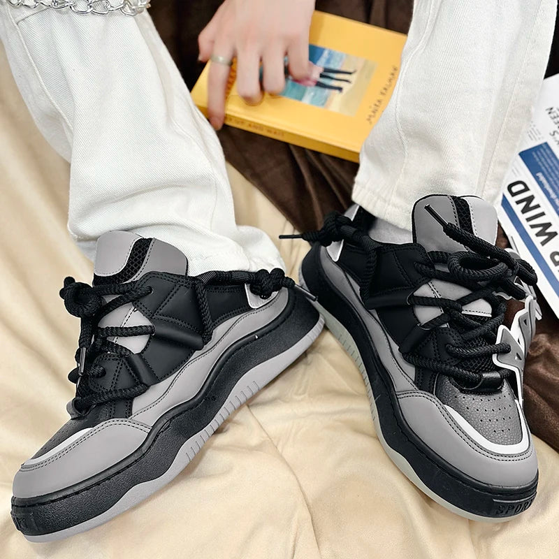 2025 Spring New Men's Fashion Street Bread Shoes Anti-slip Wear-resistant Thick Sole Increase Tide Shoes Trend Board Shoes