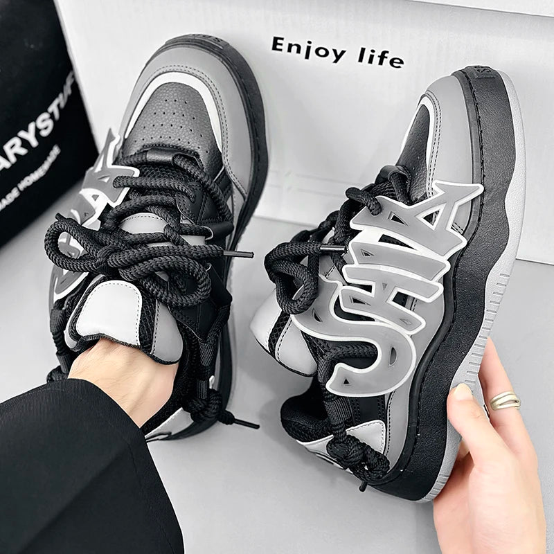 2025 Spring New Men's Fashion Street Bread Shoes Anti-slip Wear-resistant Thick Sole Increase Tide Shoes Trend Board Shoes